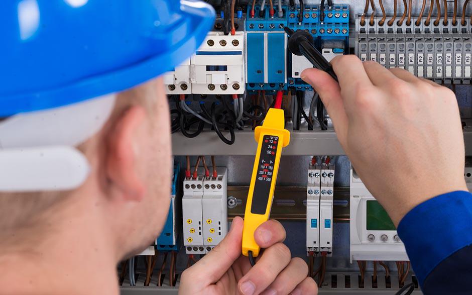  électricien urgence Paris 4