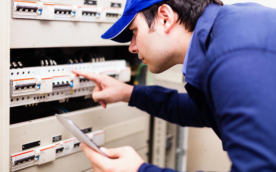  électricien urgence Paris 4